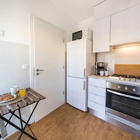 Comfortable Apartment In Campo Pequeno Lisboa Екстериор снимка